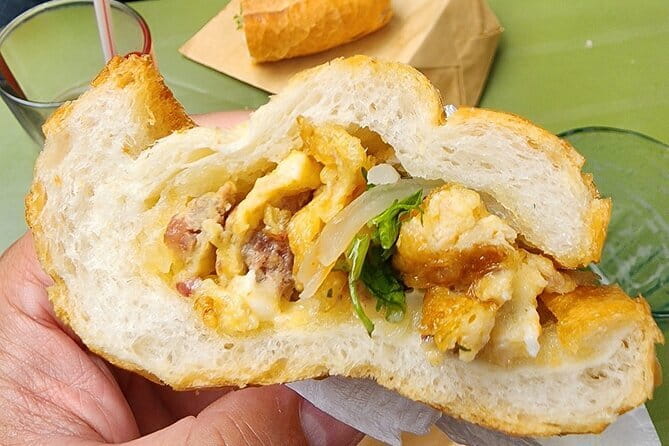 Walking Tour in Hanoi Old Quarter with Street Food & Coffee - Why the private format changes the food experience