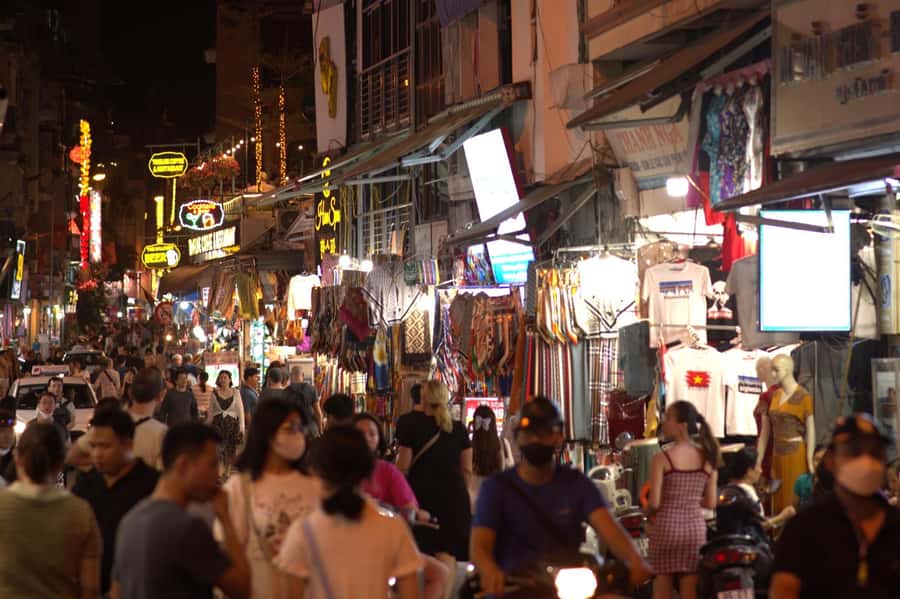 Weekend Hanoi Night Market & Street Food Tour - Practical advice for a smoother evening