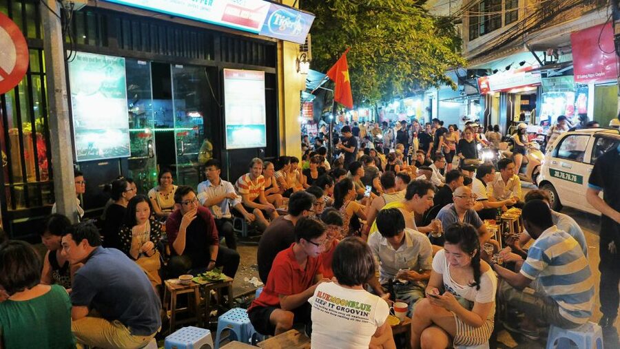 Weekend Hanoi Night Market & Street Food Tour - Ending at Hang Dao Street Night Market