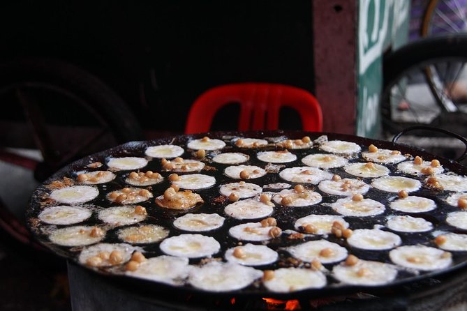 Yangon Evening Street Food and Market Walking Tour - Shan noodles with the right mix