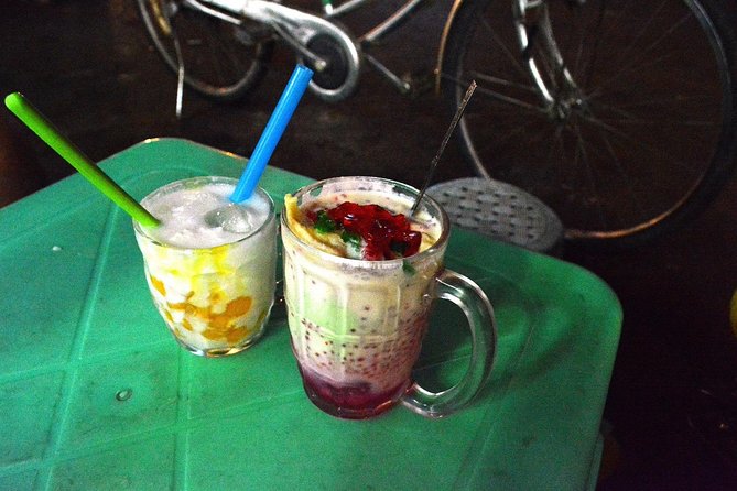 Yangon Evening Street Food and Market Walking Tour - Mohinga and the first taste of Myanmar