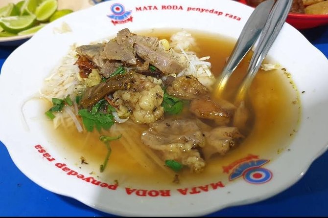 Yogyakarta Night Street Food Hunting - Four or five stops, with room for variety